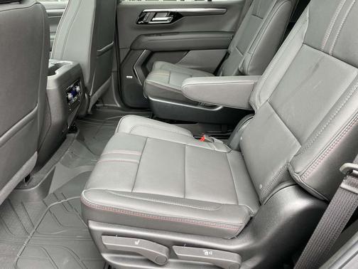 2026 Chevrolet Tahoe 2WD RST