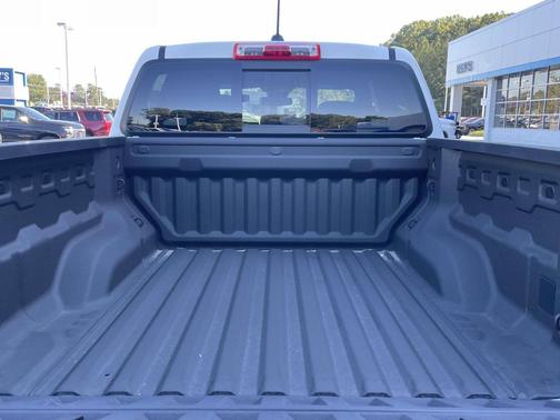 2025 Chevrolet Colorado WT