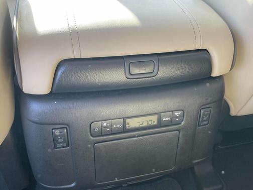 2024 Nissan Armada Platinum 4WD