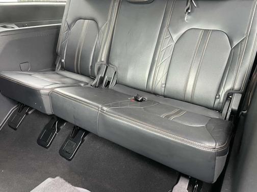 2024 Ford Expedition Max Platinum