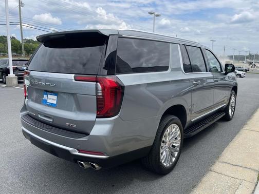 Sterling Metallic 2025 GMC Yukon XL Denali