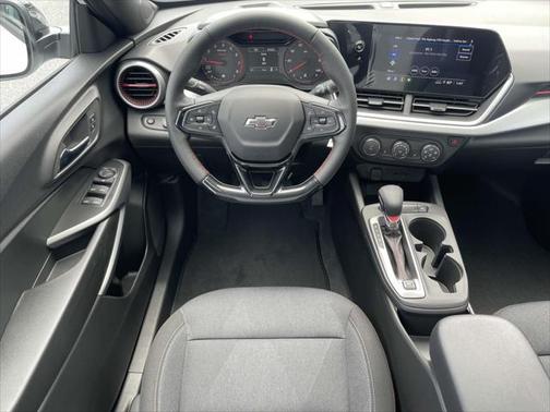 2025 Chevrolet Trax FWD 1RS
