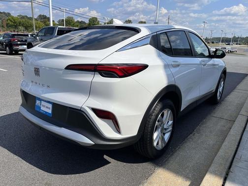 2024 Buick Envista Preferred FWD