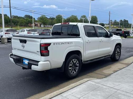 2022 Nissan Frontier SV
