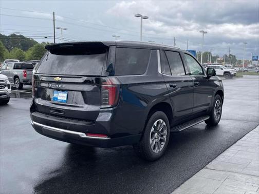 2025 Chevrolet Tahoe LS