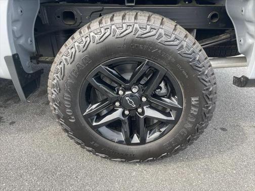 2025 Chevrolet Silverado 1500 Custom Trail Boss