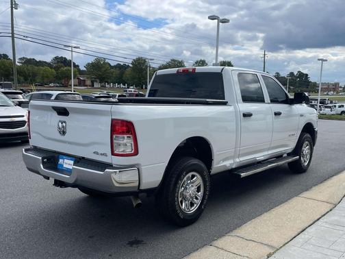 2022 RAM 2500 Tradesman Crew Cab 4x4 6'4' Box