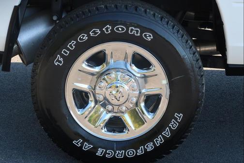 2022 RAM 2500 Tradesman Crew Cab 4x4 6'4' Box