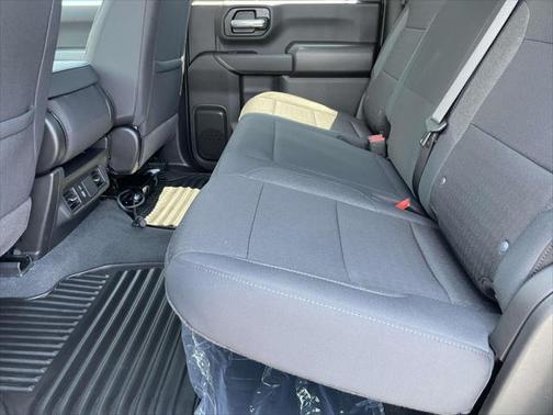 2025 Chevrolet Silverado 2500 Custom