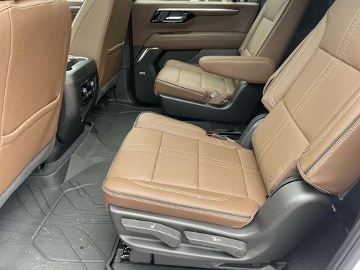 2026 Chevrolet Suburban High Country, 4WD