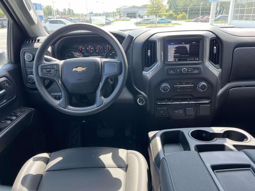 2025 Chevrolet Silverado 3500 WT