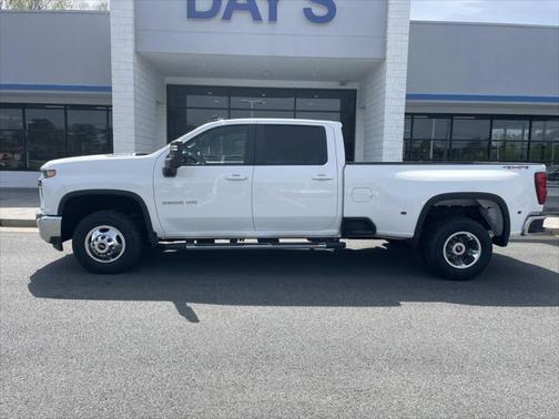2023 Chevrolet Silverado 3500 LT