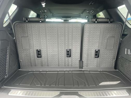 2026 Chevrolet Tahoe 2WD RST