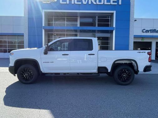 2026 Chevrolet Silverado 2500 Custom