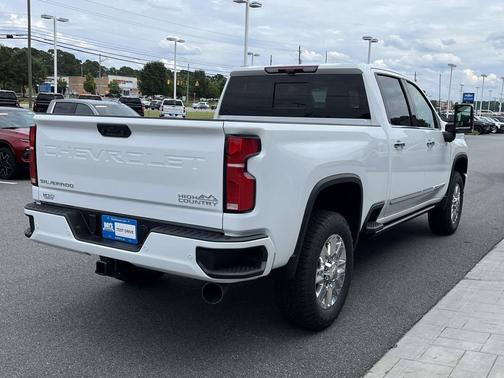 2025 Chevrolet Silverado 2500 High Country