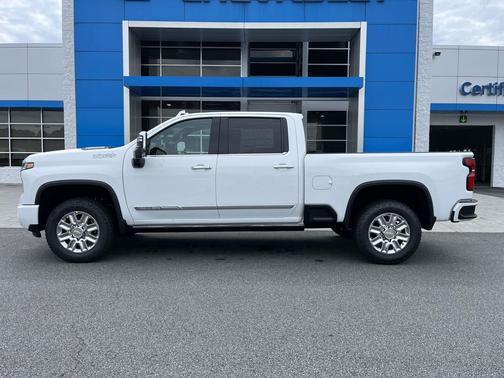 2025 Chevrolet Silverado 2500 High Country