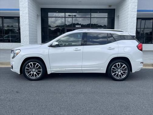 2022 GMC Terrain Denali