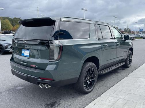 2026 Chevrolet Suburban RST