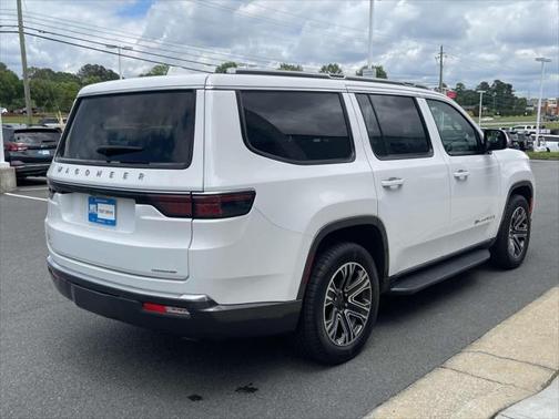 2022 Jeep Wagoneer Series III 4x4