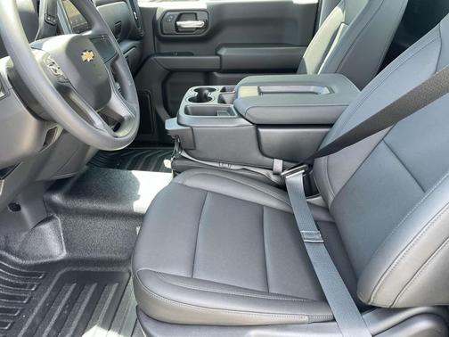 Summit White 2026 Chevrolet Silverado 1500 WT
