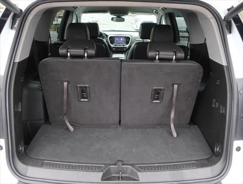 2023 GMC Acadia FWD SLT