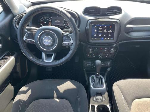 2023 Jeep Renegade Upland