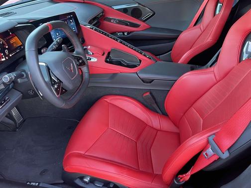 2024 Chevrolet Corvette Stingray w/2LT