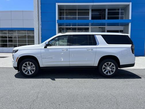 2025 Chevrolet Suburban Premier