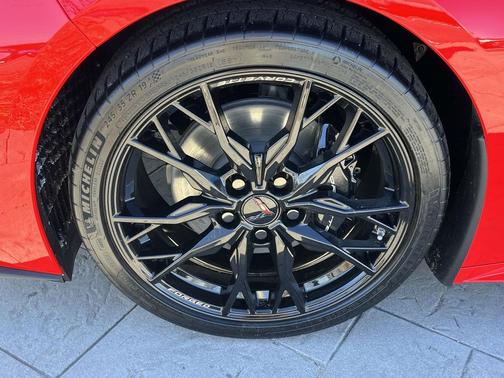 2026 Chevrolet Corvette Stingray w/1LT
