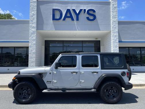 Silver Zynith Clearcoat 2022 Jeep Wrangler Unlimited Sport