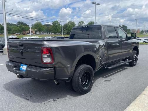 2024 RAM 3500 Big Horn Crew Cab 4x4 8' Box
