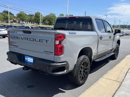 2024 Chevrolet Silverado 1500 Custom Trail Boss
