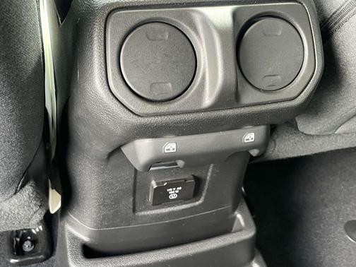 Anvil Clearcoat 2025 Jeep Wrangler 4xe Sahara
