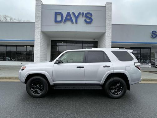2024 Toyota 4Runner SR5 Premium