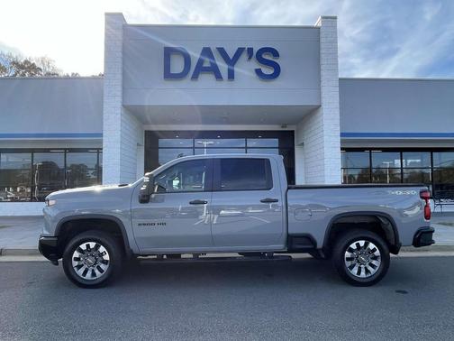 2024 Chevrolet Silverado 2500 Custom