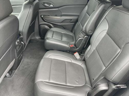 2023 GMC Acadia FWD SLT