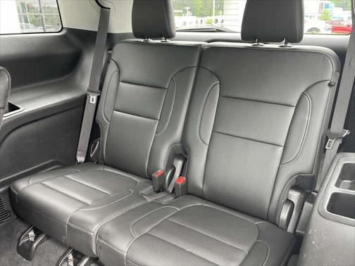 2023 GMC Acadia FWD SLT