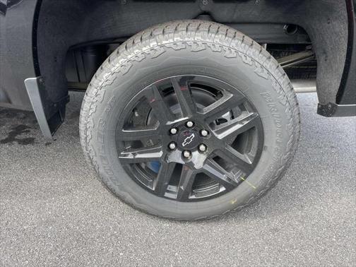 2025 Chevrolet Silverado 1500 Custom Trail Boss