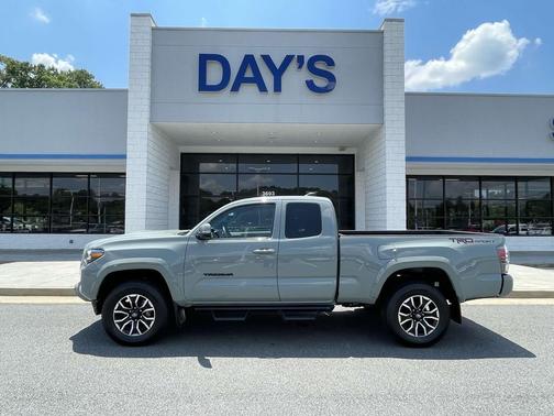 2023 Toyota Tacoma TRD Sport