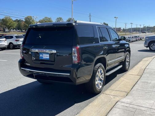 2020 GMC Yukon Denali