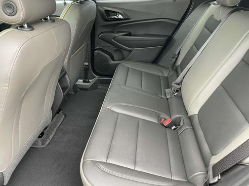 Cacti Green 2026 Chevrolet Trax FWD ACTIV