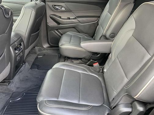 2022 Chevrolet Traverse Premier