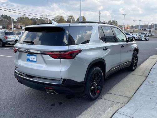 2022 Chevrolet Traverse Premier