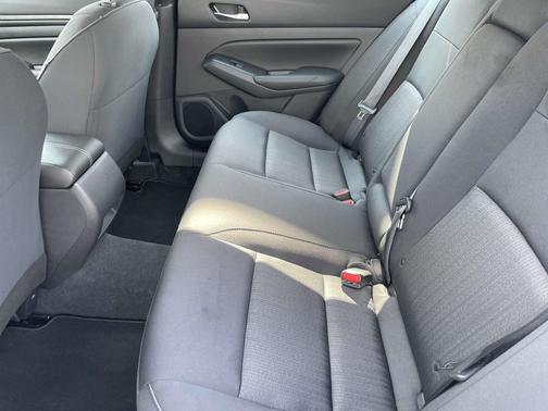 2022 Nissan Altima S FWD