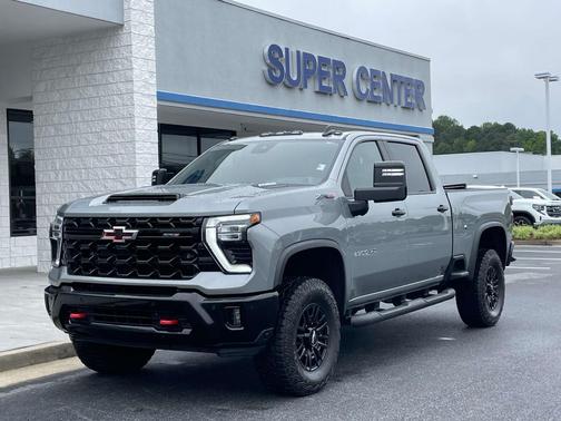 Sterling Gray Metallic 2026 Chevrolet Silverado 2500 Crew Cab, Standard Bed, XR2, 4WD