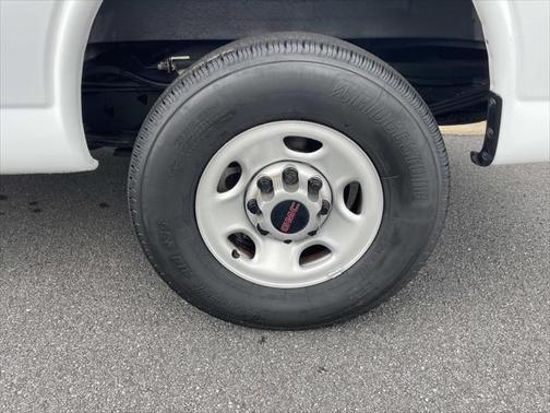 2023 GMC Savana 2500 Work Van