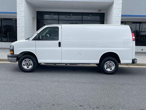 2023 GMC Savana 2500 Work Van