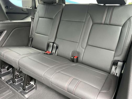 2026 Chevrolet Tahoe 2WD RST