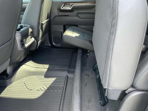 Sterling Gray Metallic 2026 Chevrolet Silverado 1500 LT Trail Boss