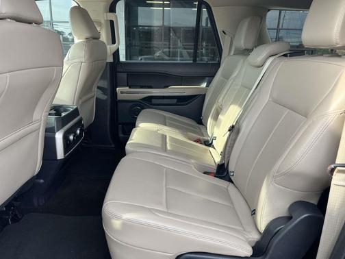 2023 Ford Expedition Max XLT